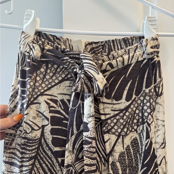 Flowy Tie Pants - Picture 3 of 7